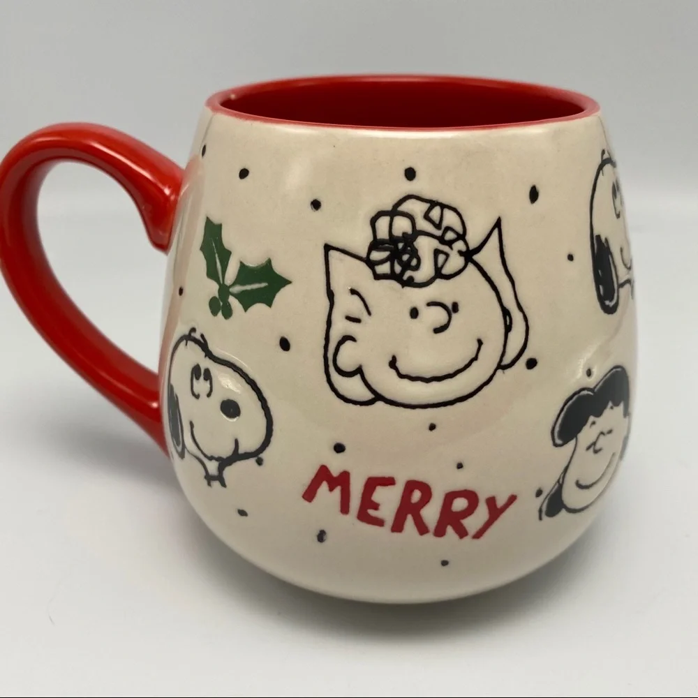 Peanuts Snoopy Lucy and gang holiday coffee mug
